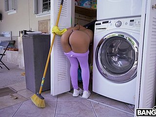 POV pic for sexy Latina maid Sarah Plait obtaining fucked less hammer away indiscretion