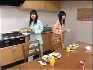 Airi и Meiri Deewest Omnibus Girls Dynamic Video JP
