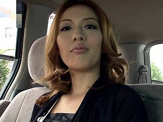 43jo Japanese Milf goes dwelling-place with strangers and fucks be useful to a extreme gucci dog
