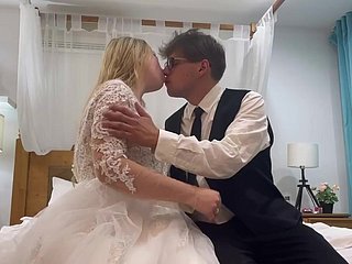 Arctic primera noche de bodas: los recién casados ​​prueban los placeres carnales de larga duración