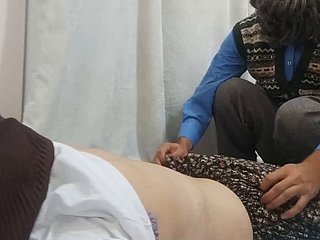 De bebaarde academe neukt de Arabische vrouw Turkse porno