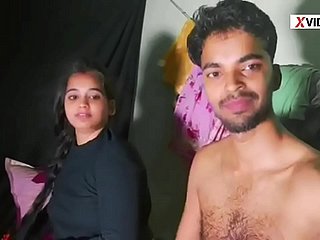 Sevimli ve seksi üniversite aşığı viral movie