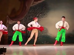 طراد. الرقص الروسي