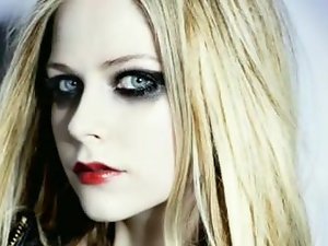 Avril Lavigne abspritzen Herausforderung cum Tribut