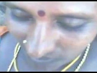 tamil mulheres da aldeia fodendo ao ar livre